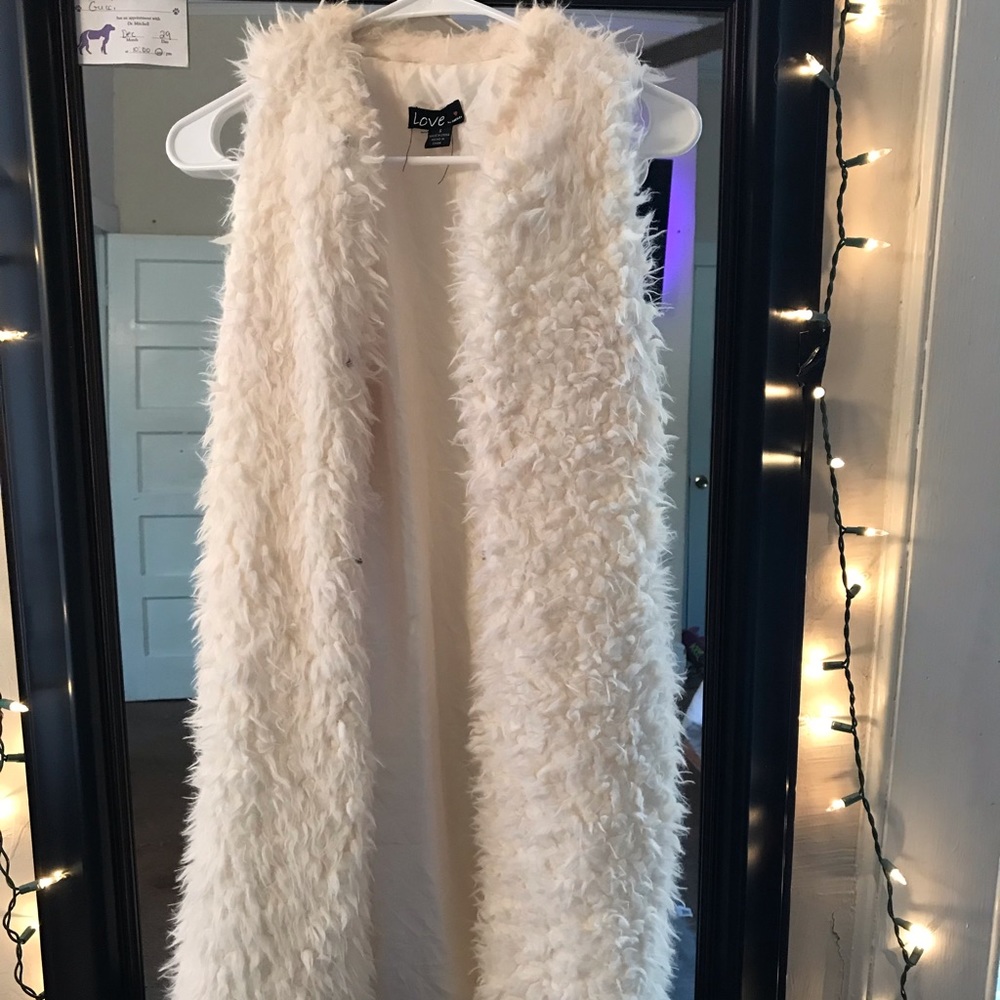 Fur vest